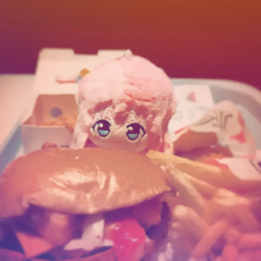 Bocchi eats burger